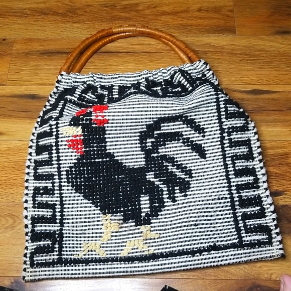 Vintage Handbags - Vintage Woven Rooster Tote w/ straw&wooden handles